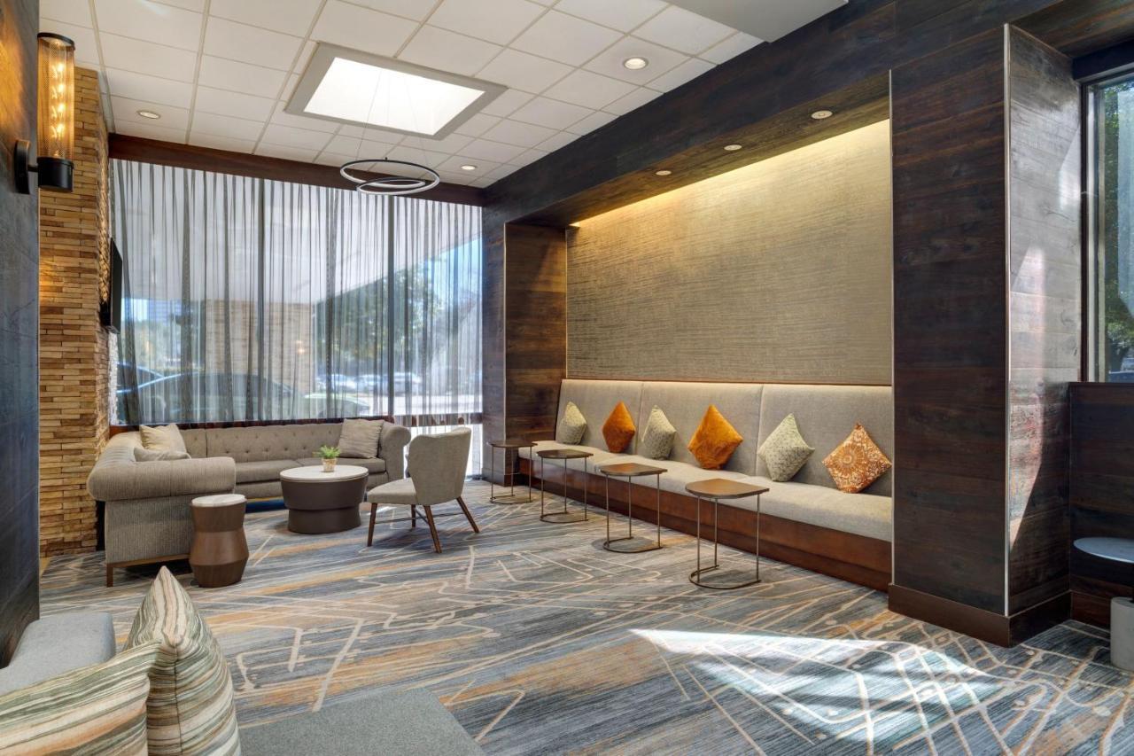 Houston Marriott North Hotel Buitenkant foto