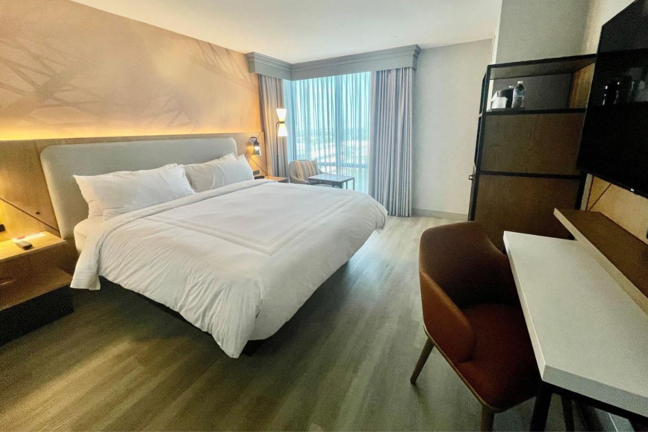 Houston Marriott North Hotel Buitenkant foto