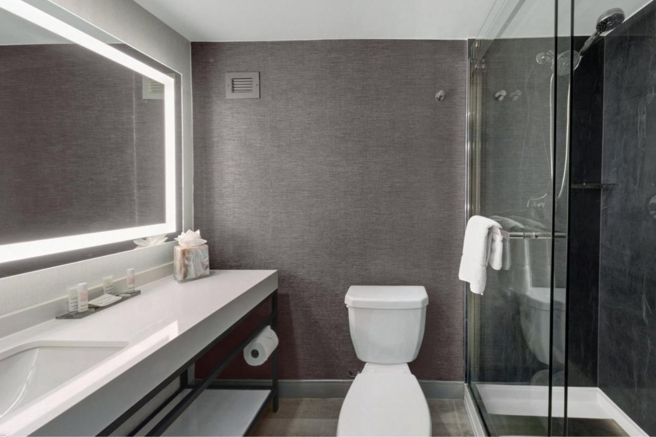Houston Marriott North Hotel Buitenkant foto