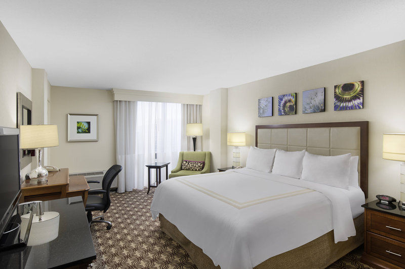 Houston Marriott North Hotel Buitenkant foto